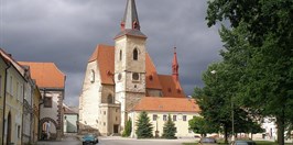 Chvalšiny - kostel Máří magdalény